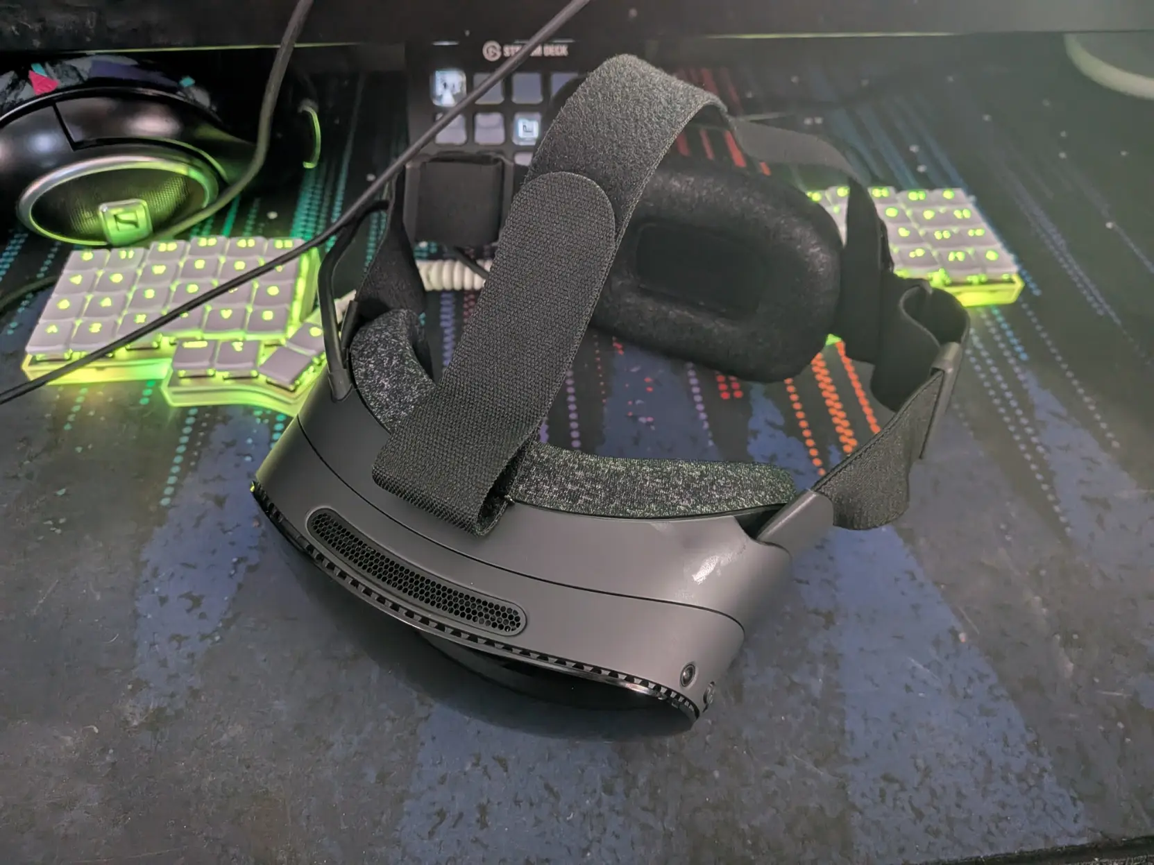 steam frame on my desk